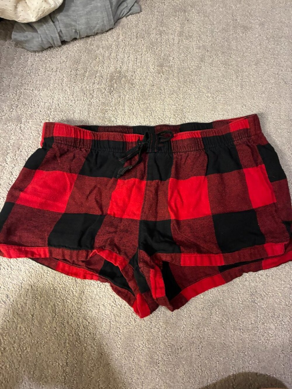 Old Navy Red Black Buffalo Plaid Flannel Pajama Shorts M